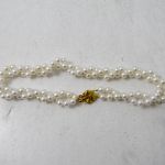 699 4467 Pärlhalsband